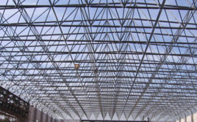 门源钢结构厂房屋面板及保温层安装